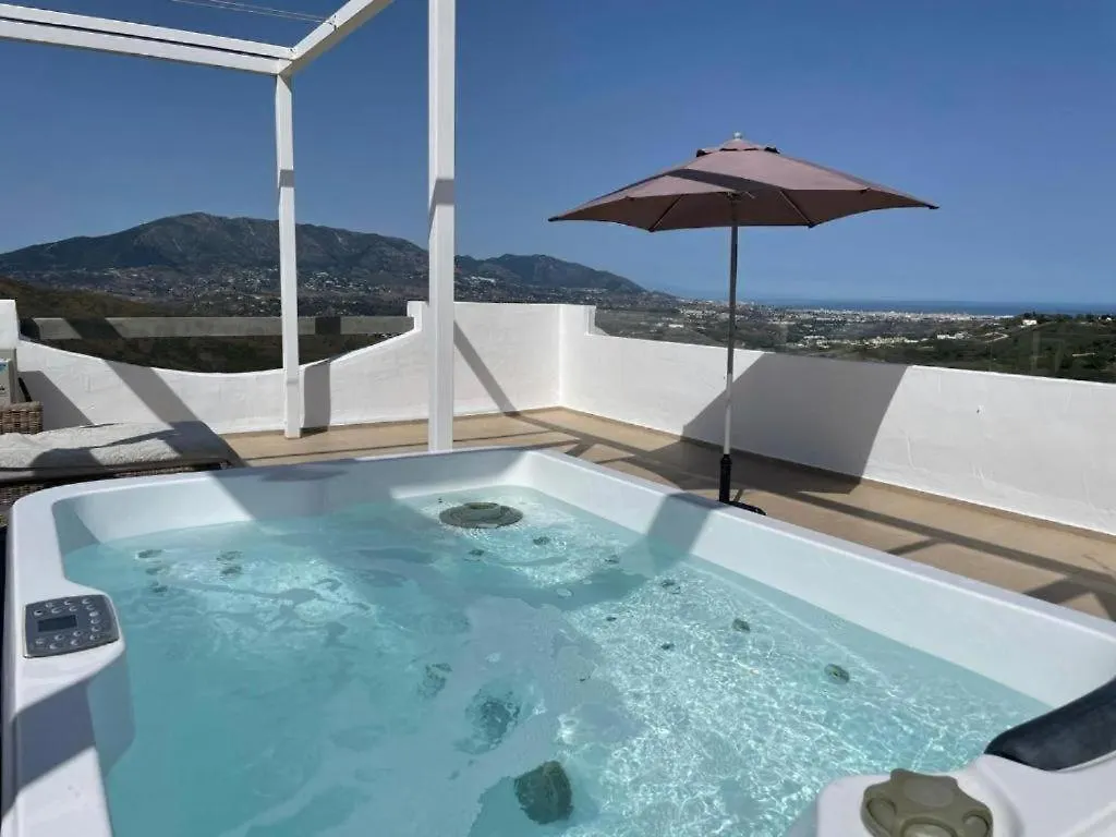 Luxury-Penthouse-La Mairena-Seaview-Jacuzzi-Marbella Apartment Spain