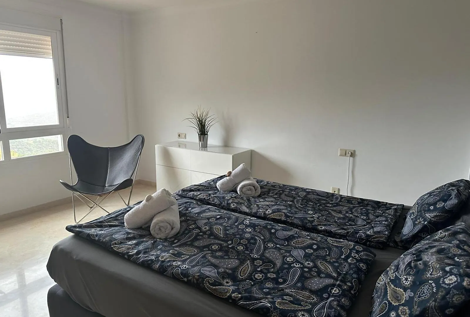 Luxury-Penthouse-La Mairena-Seaview-Jacuzzi-Marbella Apartment